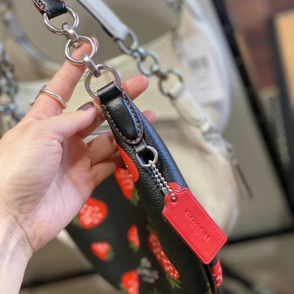 coach Payton Hobo With Wild Strawberry Print CH330 - Picture 2 of 7